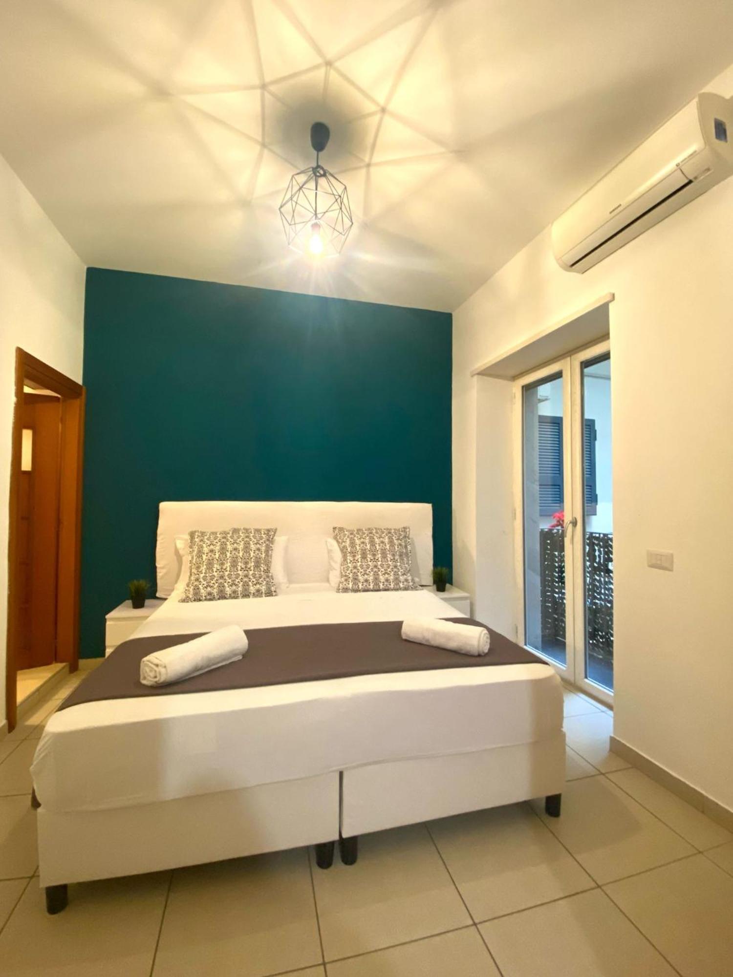 B&B Napoli Duomo Εξωτερικό φωτογραφία