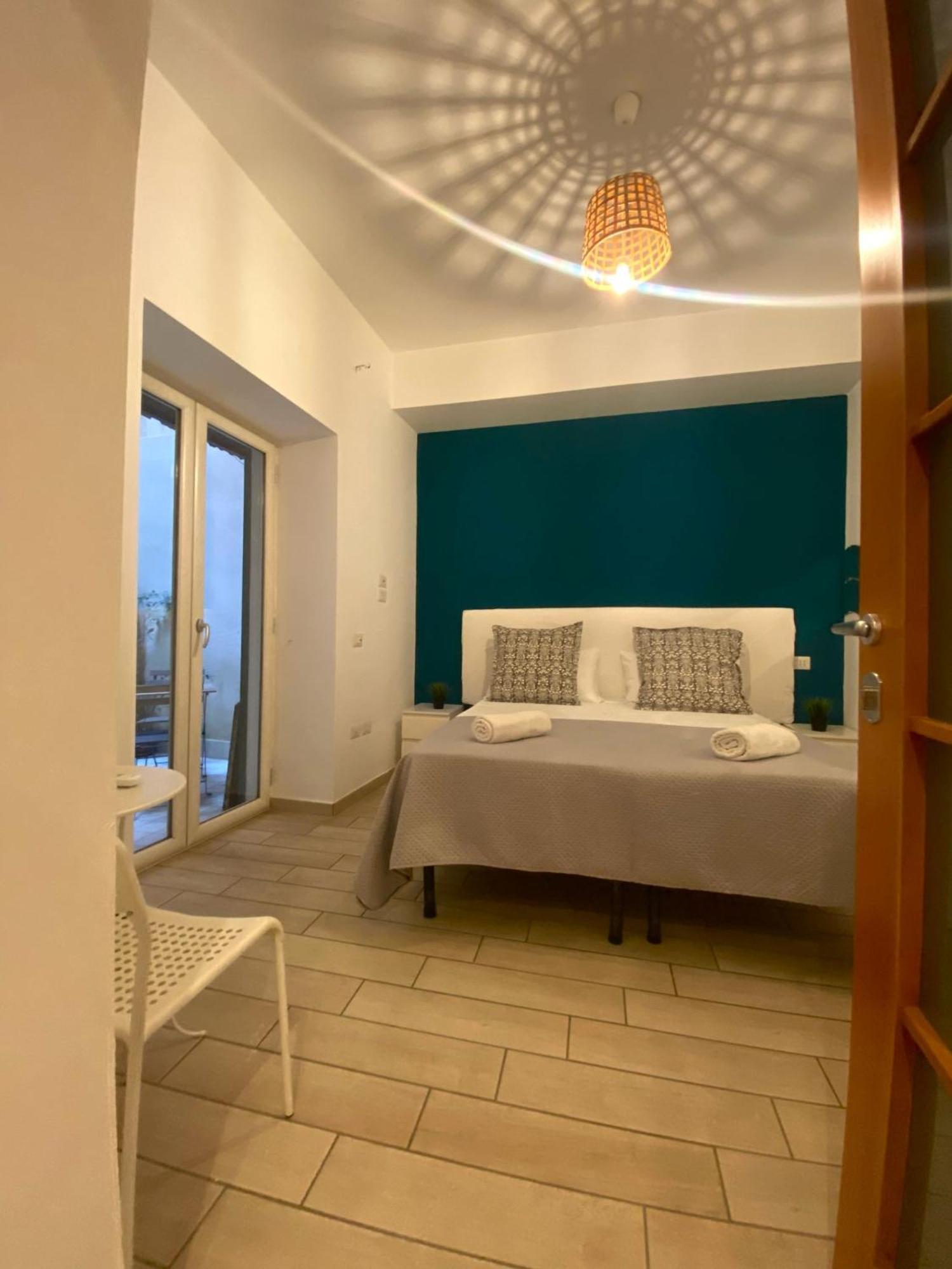 B&B Napoli Duomo Εξωτερικό φωτογραφία