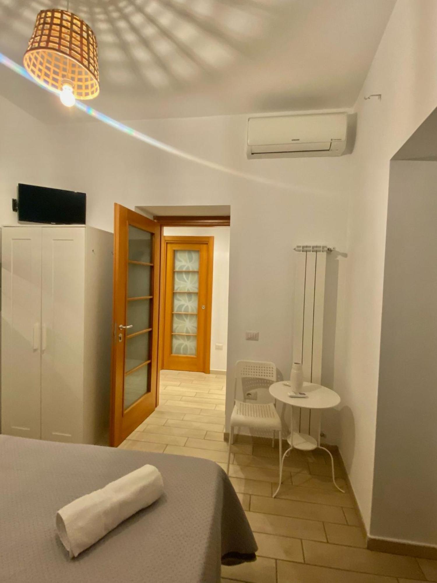 B&B Napoli Duomo Εξωτερικό φωτογραφία