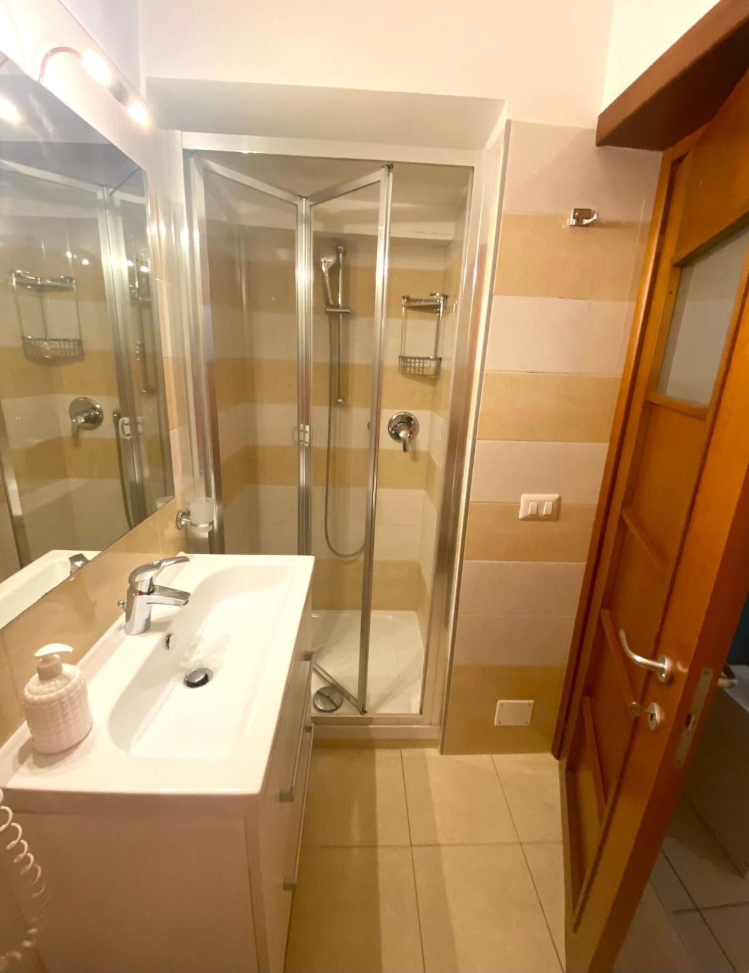 B&B Napoli Duomo Εξωτερικό φωτογραφία