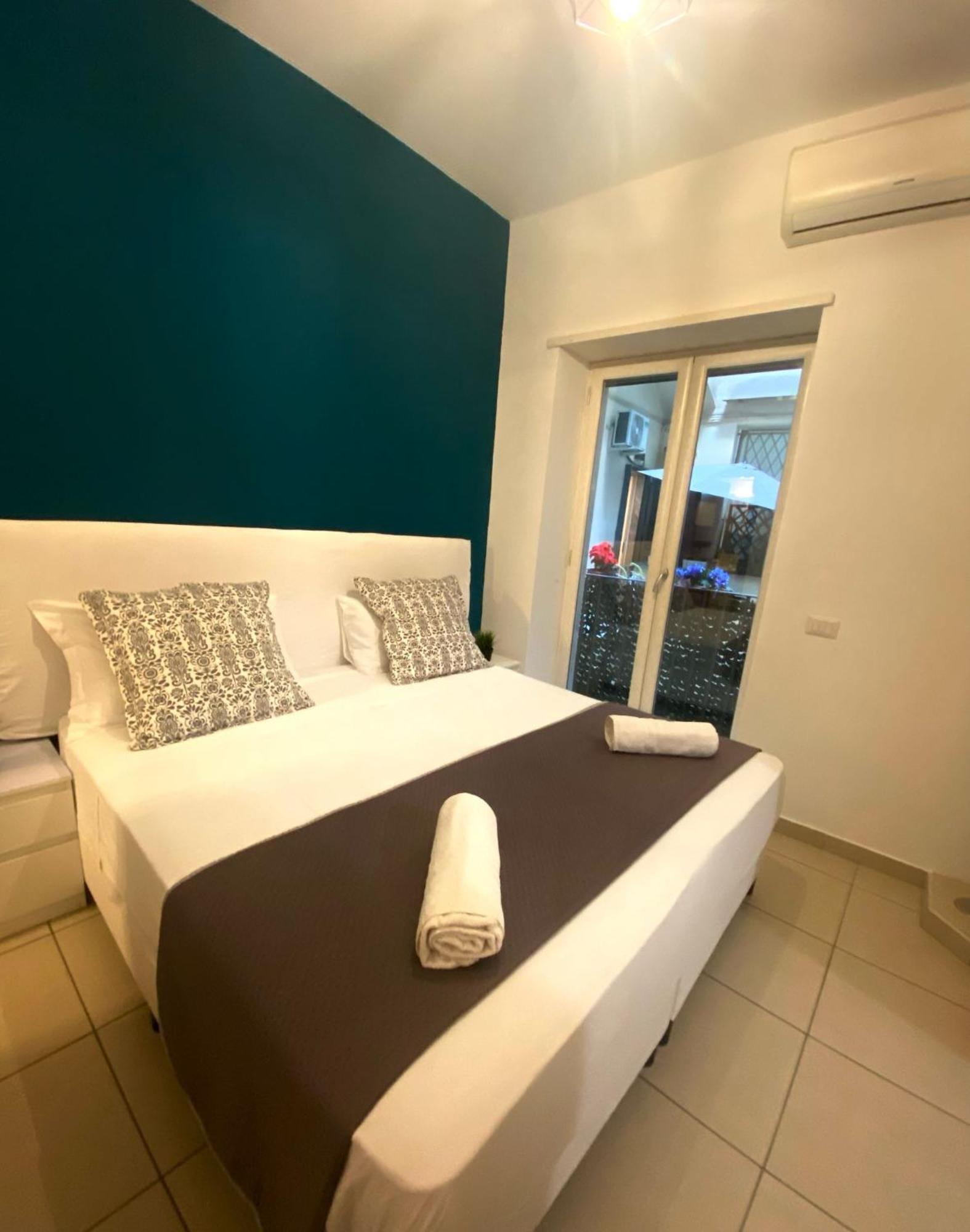B&B Napoli Duomo Εξωτερικό φωτογραφία