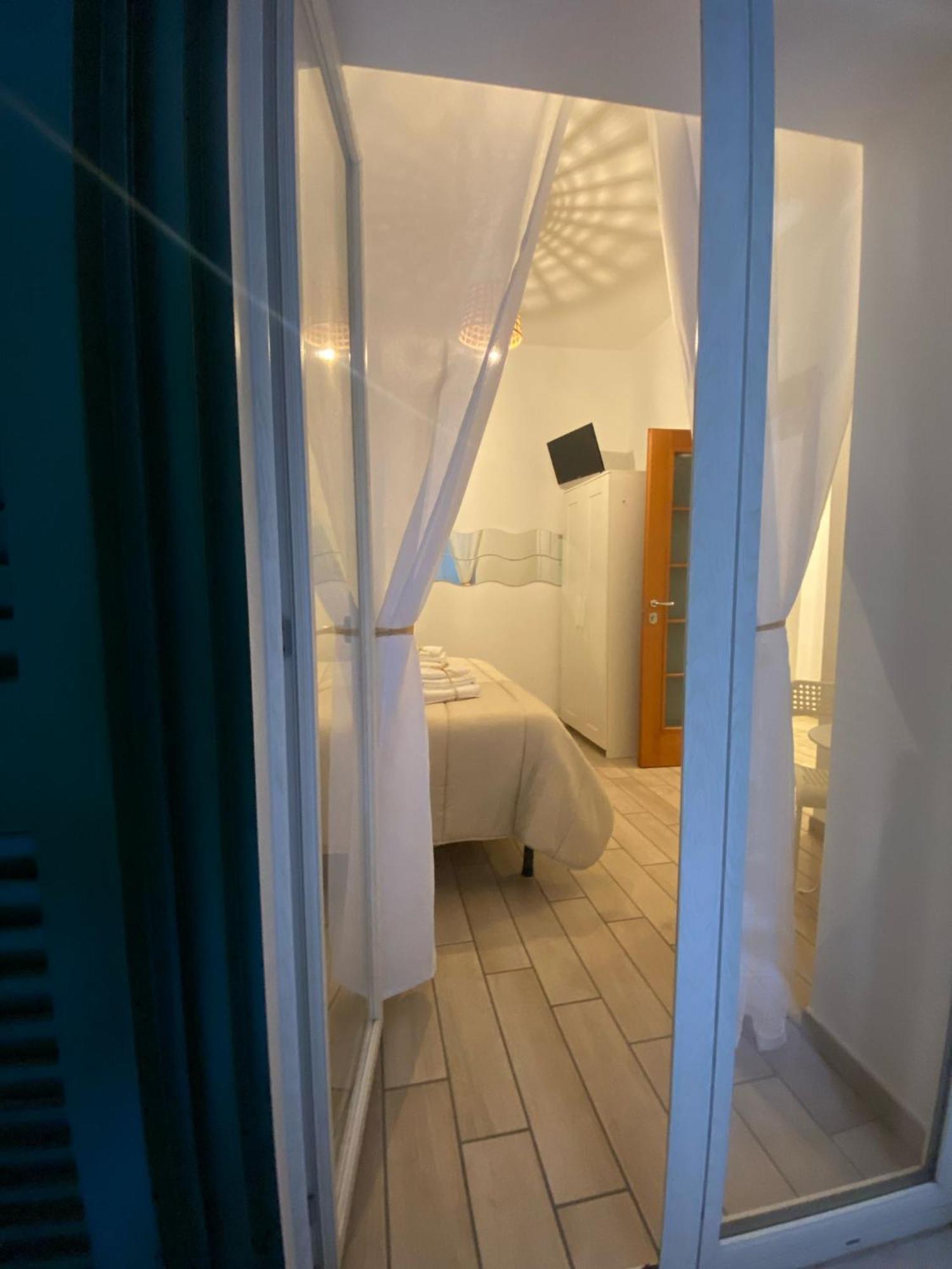 B&B Napoli Duomo Εξωτερικό φωτογραφία